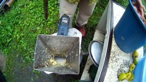 ИСПЫТАНИЕ САМОЙ ЛУЧШЕЙ ДРОБИЛКИ ДЛЯ ФРУКТОВ, СДЕЛАНОЙ СВОИМИ РУКАМИ ! АНАТОЛИЙ РАЛО. TEST OF THE BE