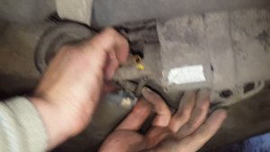 Замена топливной помпы дизель. Насос подкачки бака Is7u-9a407-bd. Ford Mondeo mk3 tdci 2.0