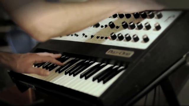 The infamous white faced Pro One смотреть онлайн