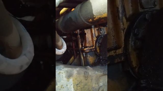 Уходит масло с КПП К-700 в гидробак. смотреть онлайн