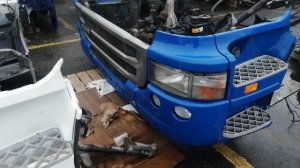 64. Передняя часть (облицовка) Скания