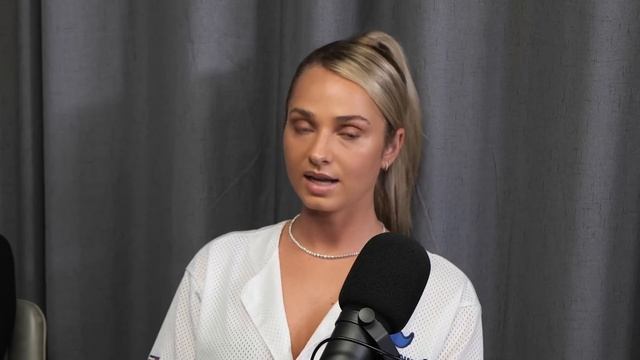 The Finale | 3 Girls 1 Kitchen | S3E11 смотреть онлайн