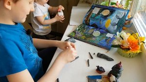 Гигантский кальмар из пластилина. Морские животные из пластилина. Лепим с маленьким братом