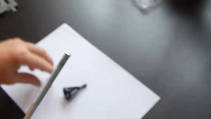 Инструмент для снятия внешней фаски или заусенцев с болтов.