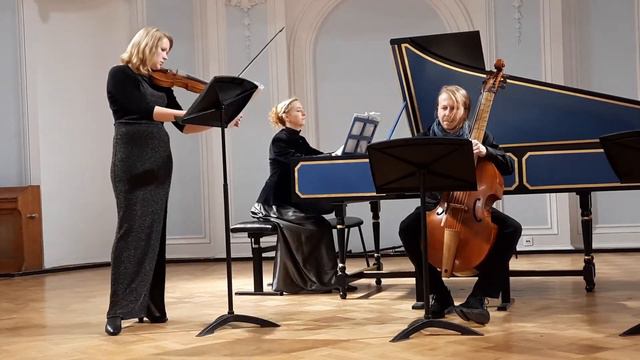 И.Маттезон. Соната №3 для скрипки и basso continuo из сборника "Des brauchbare Virtuoso" ля мажор смотреть онлайн