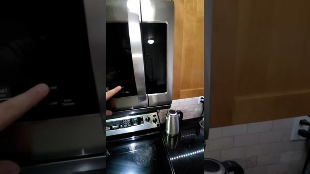 Review of LG Microwave Oven model LMV2257ST смотреть онлайн