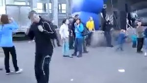 Гопники танцуют!