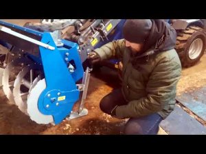 Снегометатель для минипогрузчика MultiOne. Обзор навесного оборудования на мини погрузчике Мультион