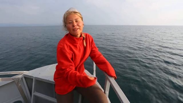 Байкал 2014. Даша на катере.