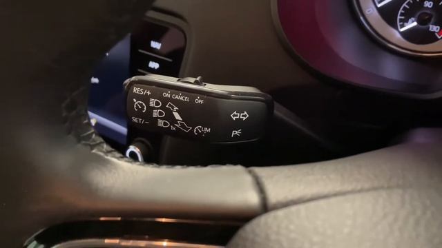 SKODA Octavia 2.0 TDI CR Scout DSG 4WD смотреть онлайн