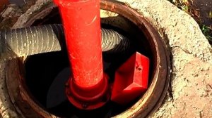 Пожарный автомобиль предназначен для очистки сантехнических объектов и тушения пожара. ЗИЛ-131