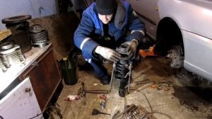 Замена передних пружин Акцент