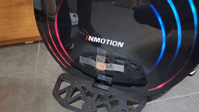 서울태릉) Inmotion인모션V10F 벌집발판 장착하고 출고 합니다.(전동휠수리전문점) смотреть онлайн