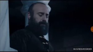 Хатидже играет на скрипке Ибрагим паши