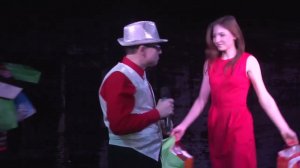 Леди бегут 8 марта  Текст Алексея Ветрова