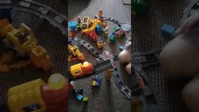 Поезда падают в обрыв. смотреть онлайн