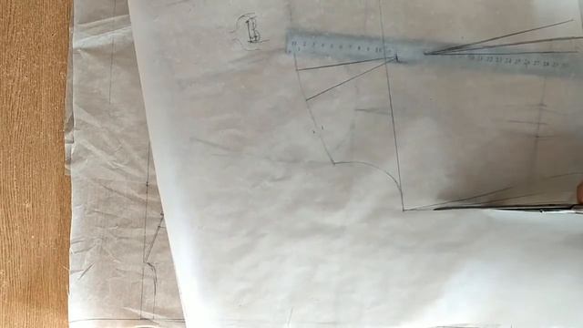 Моделирование топа декольте. Выкройка декольте с рукавом.