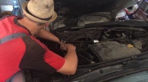 Как быстро снять КПП коробку переключения передач на Renault Kangoo.