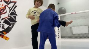 Старшая группа ронинов, сентябрь 2023