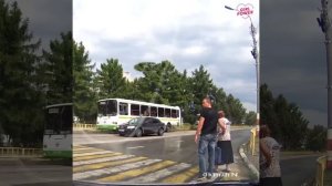 Помогайте старшим!