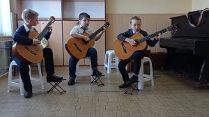 младший ансамбль гитаристов