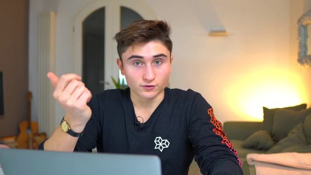 NIENTE TOUCHBAR, PIU’ PORTE E IL MACBOOK PRO 14”?! - Leaks INCREDIBILI смотреть онлайн