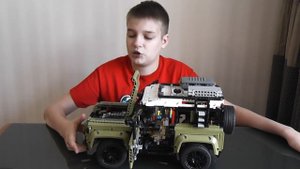 LEGO Technic Land Rover Defender 42110 - обзор