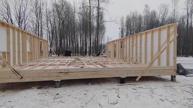 Начало строительство 1 эт. каркасного дома 9х14.5: советы по подготовке участке и проживанию бригад смотреть онлайн
