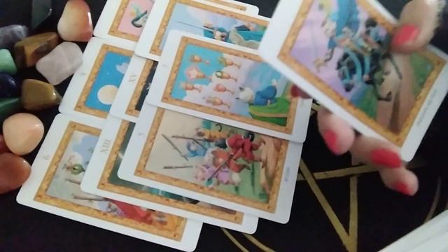 ЧТО ТРЕВОЖИТ И НЕ ДАЁТ  ПОКОЯ ВАШЕМУ ПАРТНЁРУ В ОТНОШЕНИИ ВАС... ТАРОЛОГ КИРА