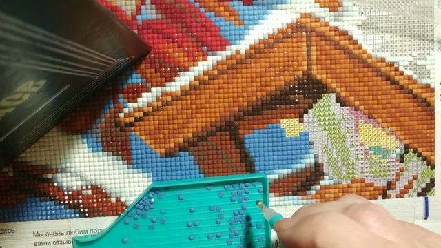 Процесс выкладки алмазной мозаики Снегири зимой от МОСФА / Diamond Painting Process