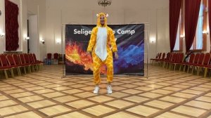 ВЛОГ | МИСТЕР ЖИРАФ В ТАНЦЕВАЛЬНОМ ЛАГЕРЕ | УЧИМ ТАНЕЦ ИЗ ТИК-ТОКА | ВЕСЕЛИМСЯ И ОБЩАЕМСЯ