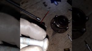 замена ступицы передней пассат б6. видео 1/2