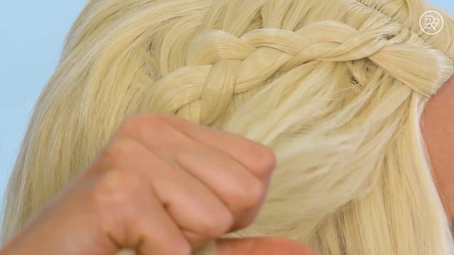 G.O.T. Daenerys Targaryen Hair Tutorial | Buzzworthy Beauty | Refinery29 смотреть онлайн