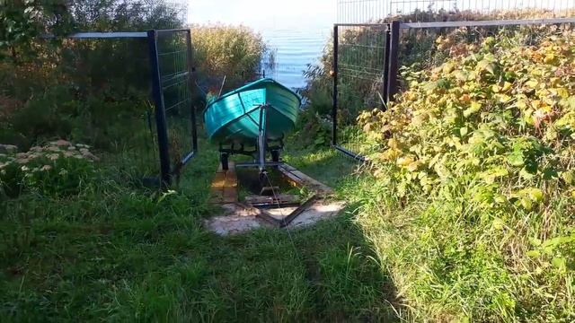 Как вытащить тяжелую лодку на крутой берег. Городомля Ру