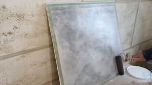 Венецианская штукатурка, вскрытие лаком