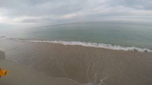 Пляжный коп в Крыму.