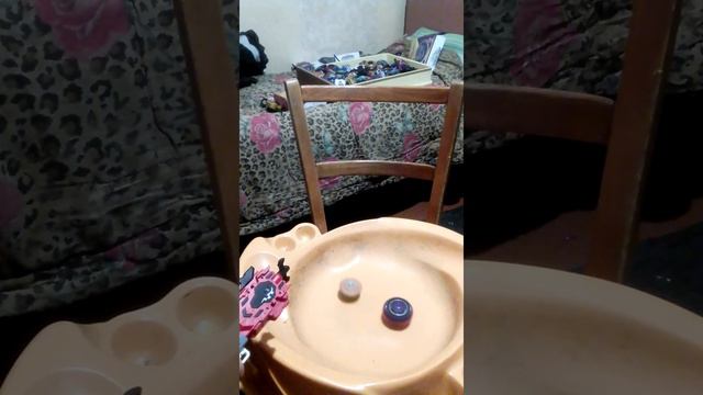 Вариант Люцыфер против 2 сезона. По поводу Люцыфера Зе Энда какого именно напишите в комментариях смотреть онлайн