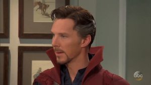 Джимми Киммел нанимает Доктора Стрэнджа ( Бенедикта  Камбербэтчера). Русская озвучка