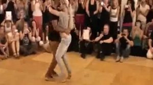 BACHATA : LA FUSION  RUBIA + PELADO