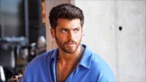 ¿Quién es Can Yaman? Lo que no sabes del actor turco que conquistó el corazón del mundo.