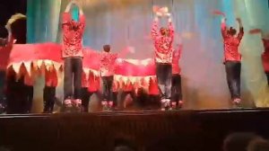 Китайский танец с драконом