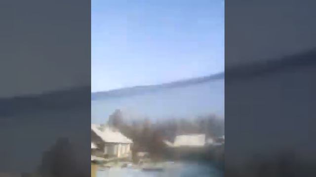 Прыгаю зимой на батуте???? смотреть онлайн