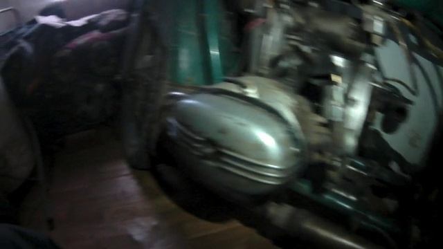 Нашли в глухой деревне старый мотоцикл Урал смотреть онлайн