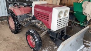 Чистим сніг на МІНІТРАКТОРІ КМЗ Т 012