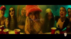 ФАКТ x НОВОГОДНЯЯ (INSTASAMKA x ВЕРКА СЕРДЮЧКА MASHUP BY MRKNQCRSH)