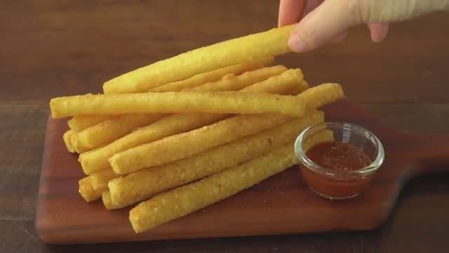 Двойной длинный, гигантский жареный картофель :: Картофель с сыром :: Картофельные палочки