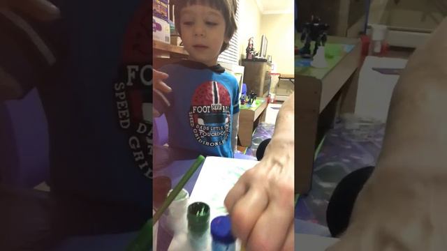 Учим название пальчиков. Чем занять ребёнка. Пальчики,мы вас знаем!