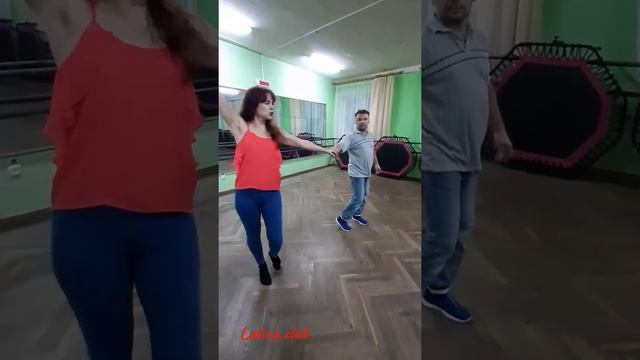 BACHATA | БАЧАТА ТАНЕЦ | Бачата для начинающих | Движение: расхождение в линию