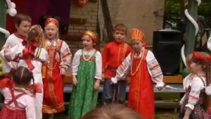 Забава. г.Ивантеевка игра "А мы грушу посадили"