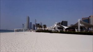 ABU DHABI - Corniche Beach